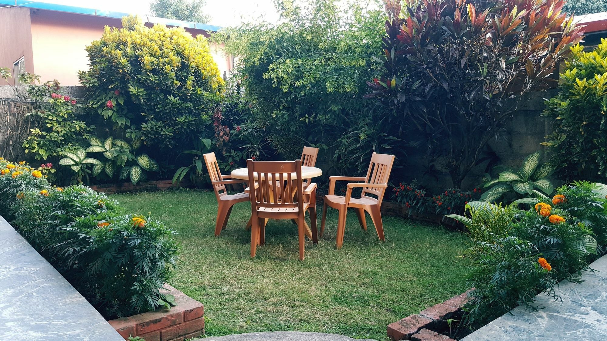 Nanohana Lodge Pokhara Exterior foto